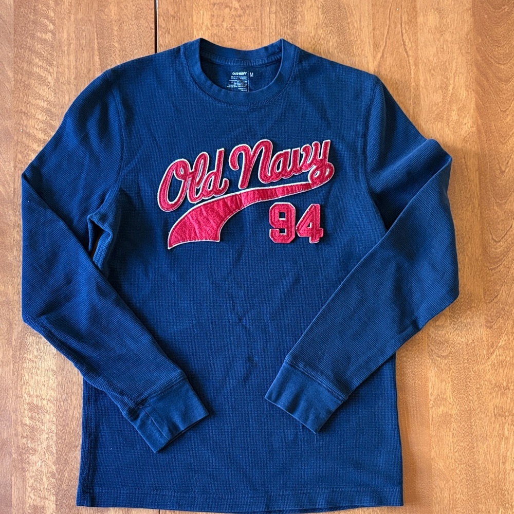 Old Navy Men's Navy and Red Crewneck